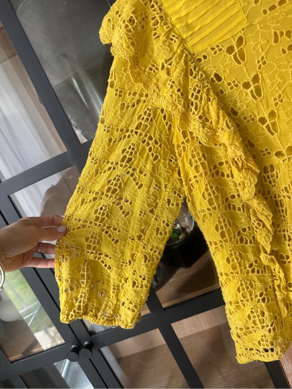 Anthropologie Clementine Blouse Eyelet Ruffle top Puffed long Sleeve marigold - Picture 6 of 11